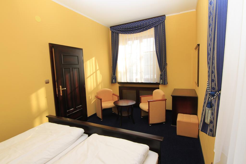 Fara Rancirov Hotel Jihlava Kültér fotó
